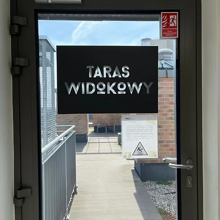 207 Apartment, Garden Gates דירה