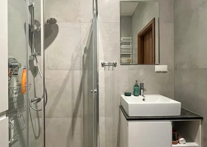 Апартаменты 207 Apartment, Garden Gates *